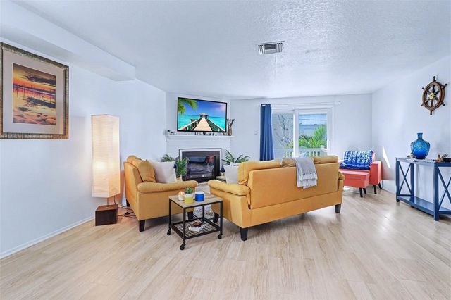 700 2ND STREET B, Indian Rocks Beach, FL 33785