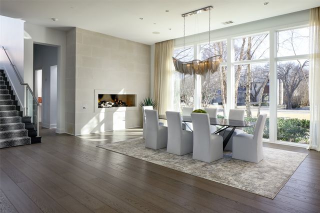 11565 E Ricks Circle, Dallas, TX 75230