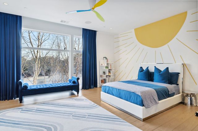 11565 E Ricks Circle, Dallas, TX 75230