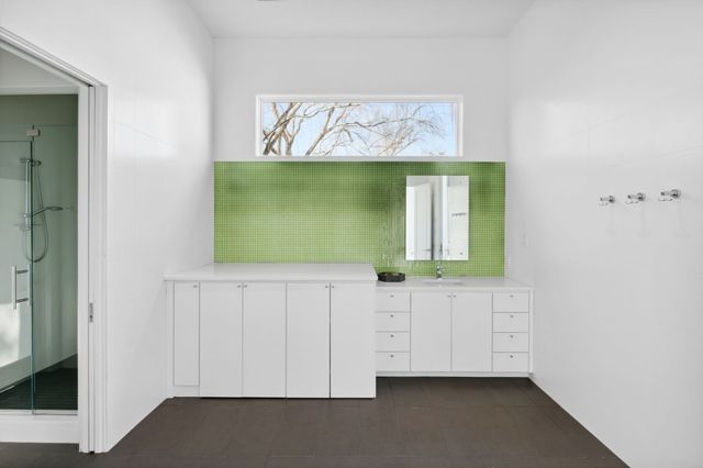 11565 E Ricks Circle, Dallas, TX 75230