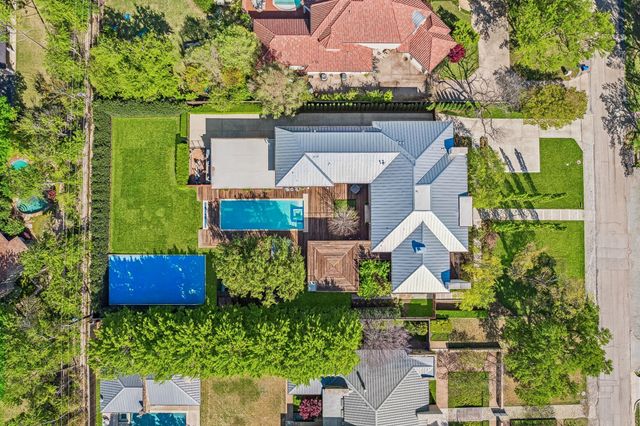 11565 E Ricks Circle, Dallas, TX 75230