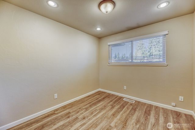 6110 167th Place SW, Lynnwood, WA 98037