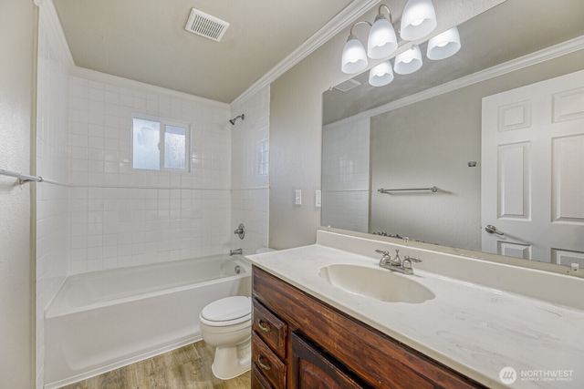 6110 167th Place SW, Lynnwood, WA 98037