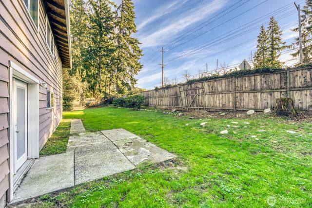 6110 167th Place SW, Lynnwood, WA 98037