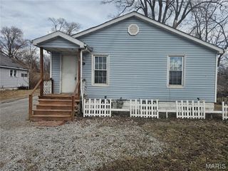 211 Judith Lane, Cahokia, IL 62206