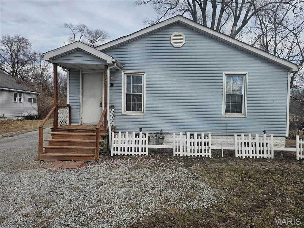 211 Judith Lane, Cahokia, IL 62206