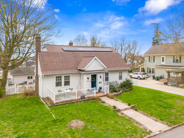 453 Chestnut Street, Valparaiso, IN 46385