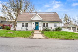 453 Chestnut Street, Valparaiso, IN 46385