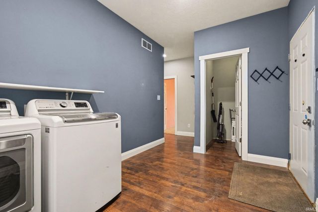 68680 Lake Trail, Bremen, IN 46506