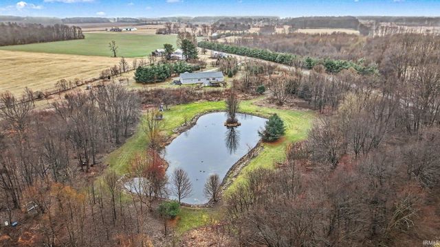 68680 Lake Trail, Bremen, IN 46506