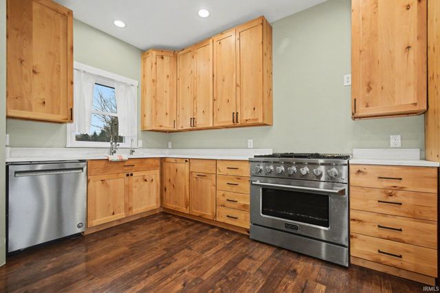 68680 Lake Trail, Bremen, IN 46506