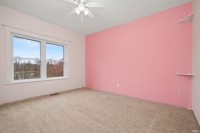 68680 Lake Trail, Bremen, IN 46506