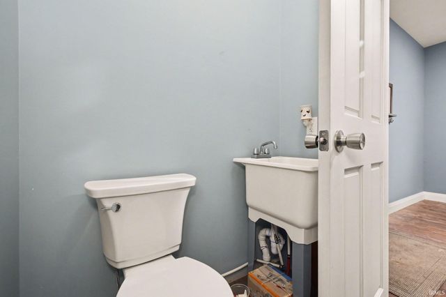 68680 Lake Trail, Bremen, IN 46506