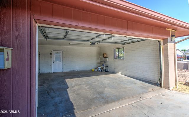 7922 W EARLL Drive, Phoenix, AZ 85033
