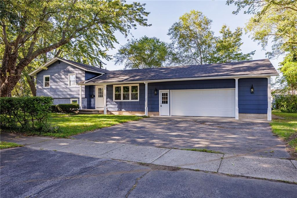 610 Fetzner Road, Greece, NY 14626