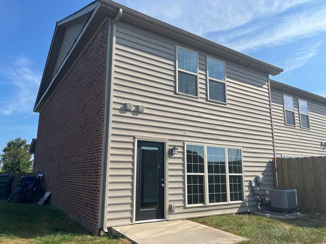 2584 Kearney Ridge Boulevard, Lexington, KY 40511