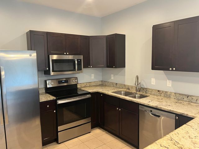 2584 Kearney Ridge Boulevard, Lexington, KY 40511