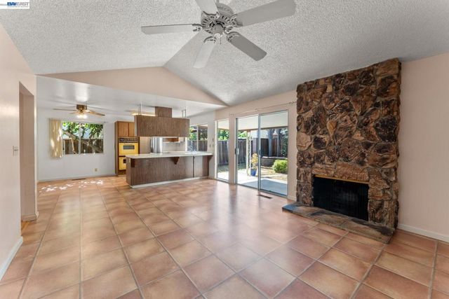 5359 Pecan Blossom Dr, San Jose, CA 95123