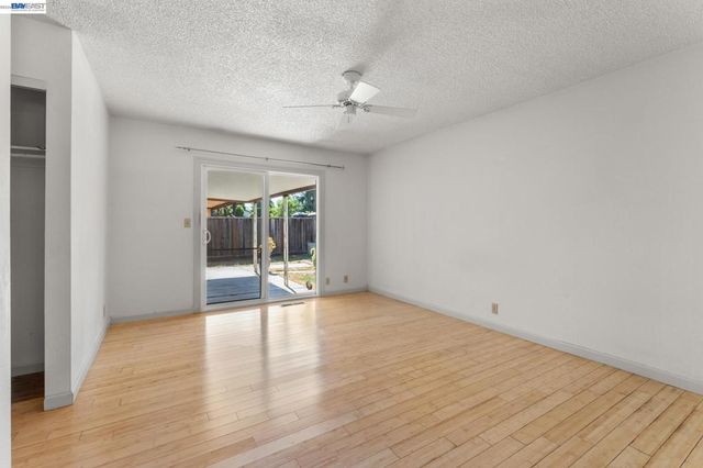 5359 Pecan Blossom Dr, San Jose, CA 95123
