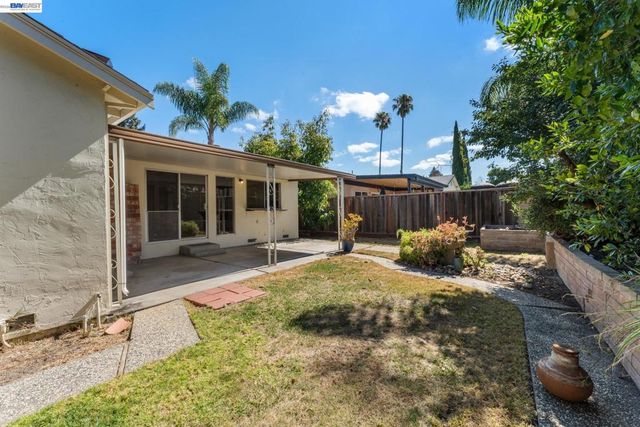 5359 Pecan Blossom Dr, San Jose, CA 95123