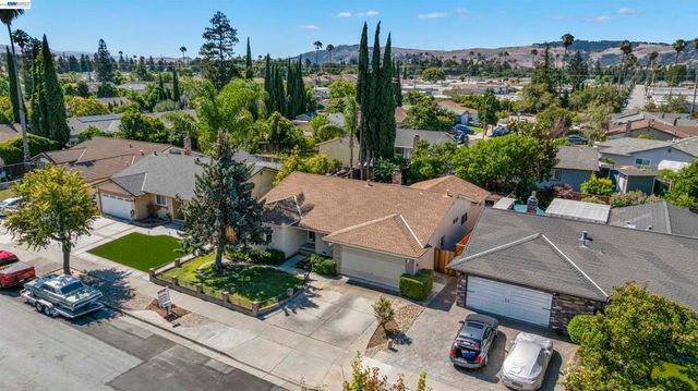 5359 Pecan Blossom Dr, San Jose, CA 95123