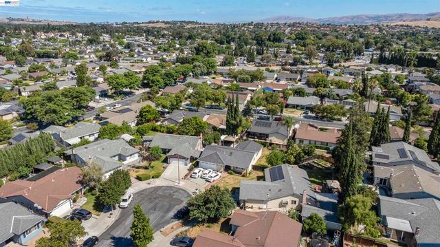 5359 Pecan Blossom Dr, San Jose, CA 95123