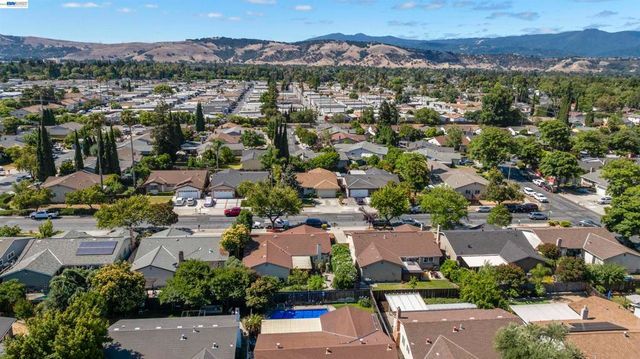 5359 Pecan Blossom Dr, San Jose, CA 95123