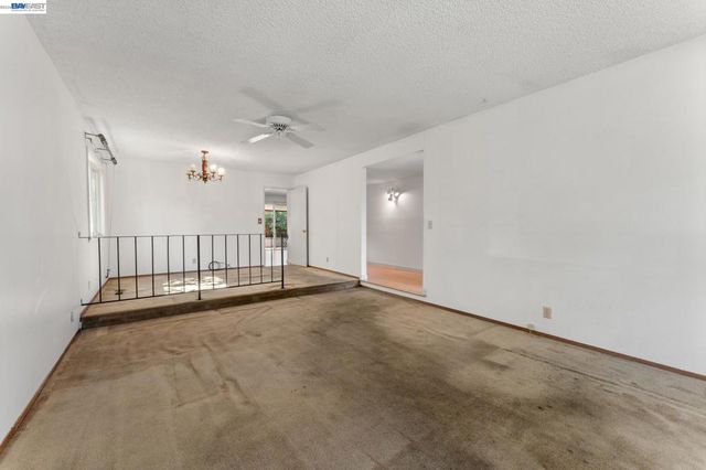 5359 Pecan Blossom Dr, San Jose, CA 95123