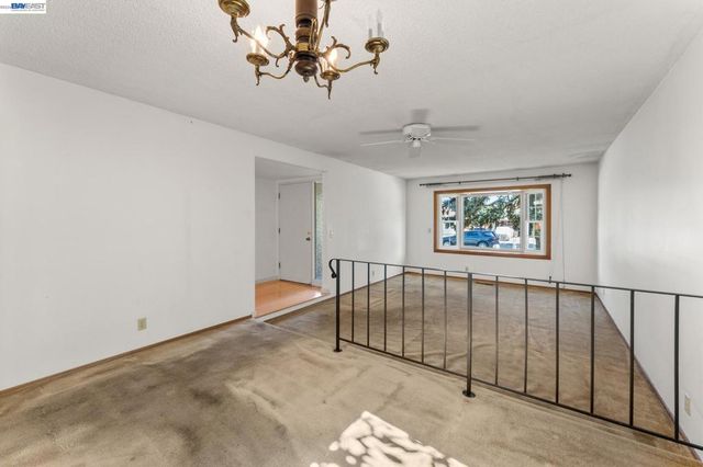 5359 Pecan Blossom Dr, San Jose, CA 95123