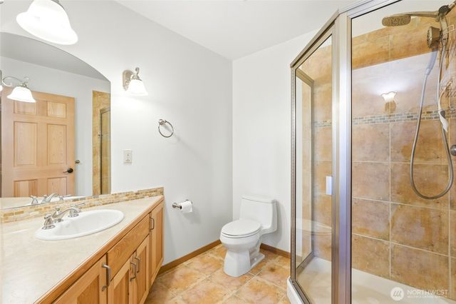 1051 Lightning Way, Camano Island, WA 98282