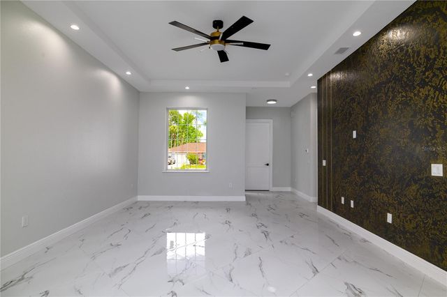 20 PINE HILL LANE, Palm Coast, FL 32164