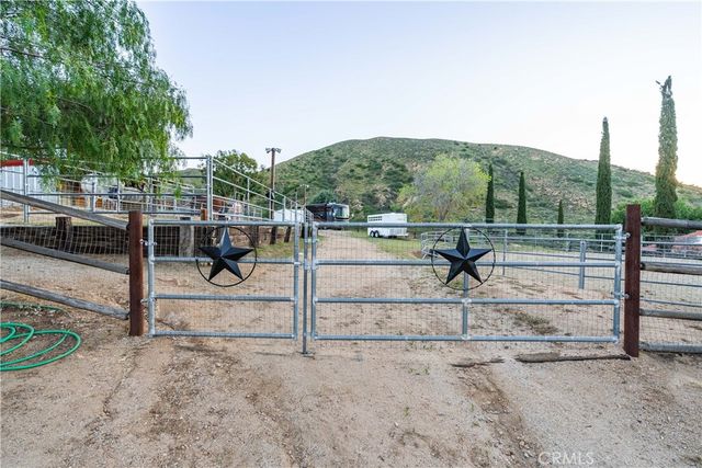 2862 Calmgarden Road, Acton, CA 93510