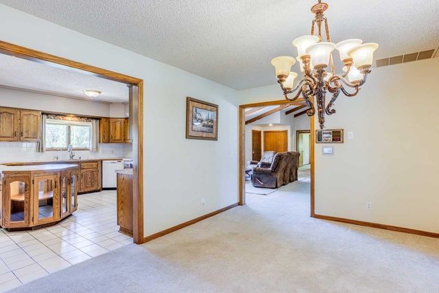 12400 E Lynne, Wichita, KS 67207