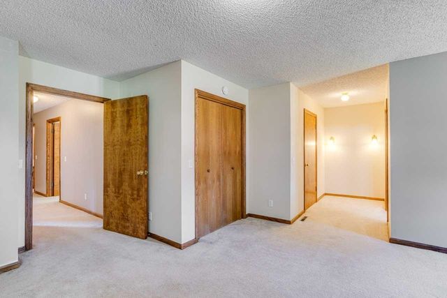 12400 E Lynne, Wichita, KS 67207