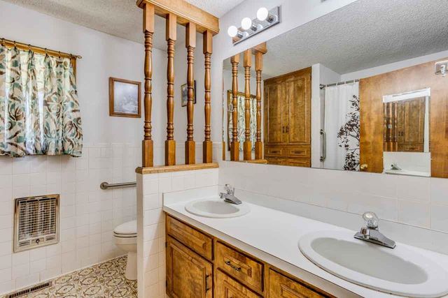 12400 E Lynne, Wichita, KS 67207