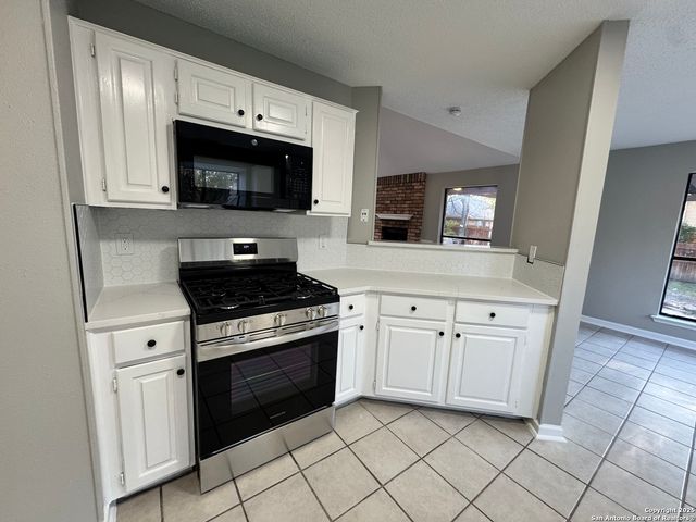 11858 Amy Frances, San Antonio, TX 78253