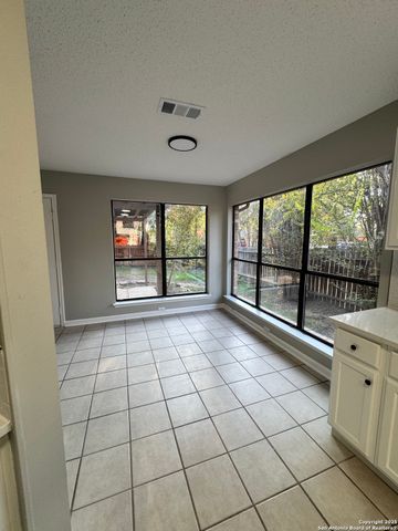 11858 Amy Frances, San Antonio, TX 78253