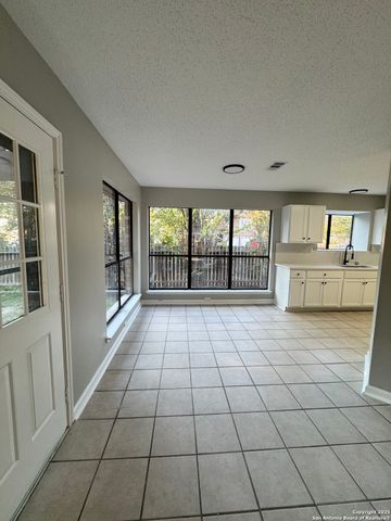 11858 Amy Frances, San Antonio, TX 78253