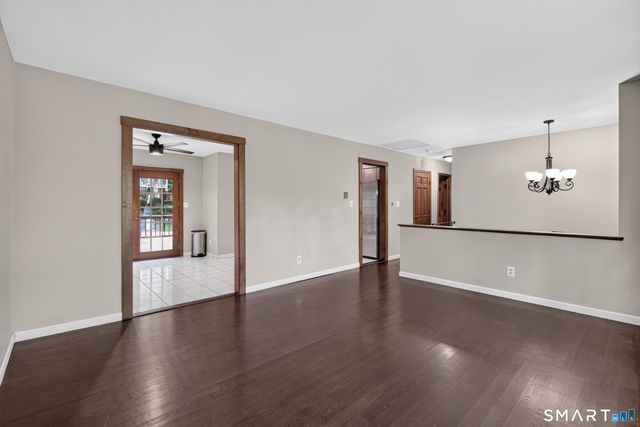102 Colony Road, Seymour, CT 06483