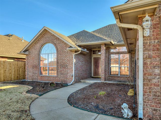 4012 Morningstar Drive, Yukon, OK 73099