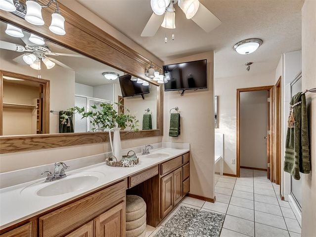 4012 Morningstar Drive, Yukon, OK 73099