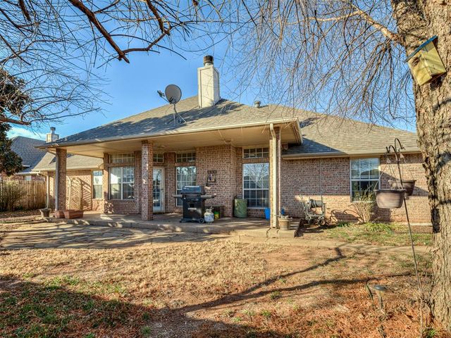 4012 Morningstar Drive, Yukon, OK 73099
