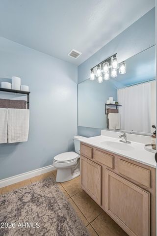 2082 E SAN TAN Court, Gilbert, AZ 85296