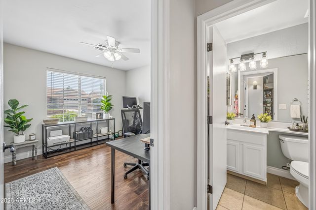 2082 E SAN TAN Court, Gilbert, AZ 85296