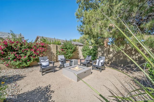 2082 E SAN TAN Court, Gilbert, AZ 85296