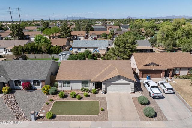 2082 E SAN TAN Court, Gilbert, AZ 85296