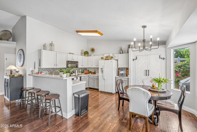 2082 E SAN TAN Court, Gilbert, AZ 85296