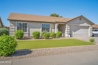 2082 E SAN TAN Court, Gilbert, AZ 85296