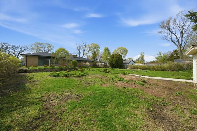 1907 Elim Avenue, Zion, IL 60099