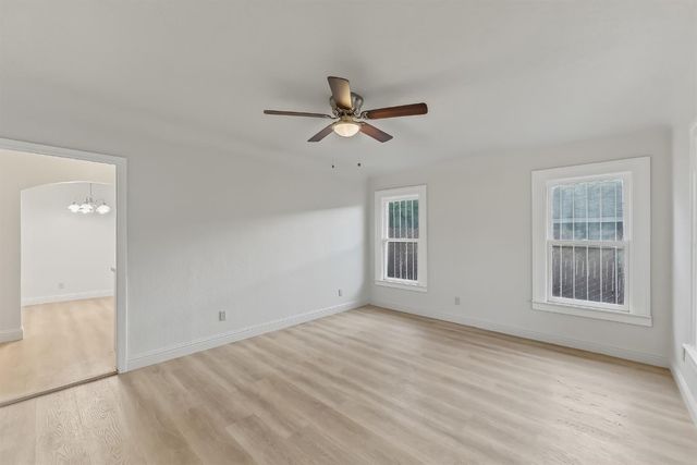 129 W Atchison Street, Fresno, CA 93706